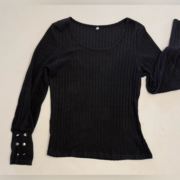 Ribbed Long Sleeve Sweater Women’s Medium Button Accent Sleeves Stretching - Picture 1 of 5